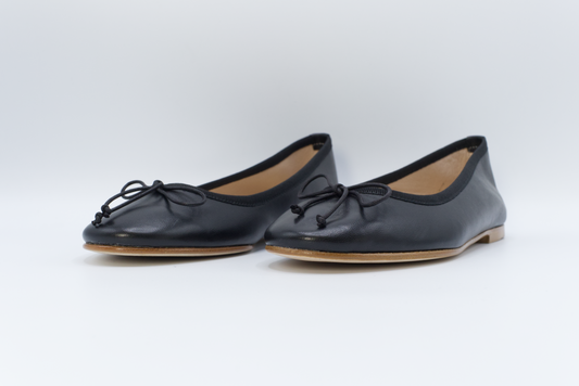 Shop Handmade Italian Leather Women's Ballerina Pump in Black or browse our range of hand-made Italian heels, sandals, and sneakers for men and women in leather or suede. We deliver to the USA and Canada & offer multiple payment plans as well as accept multiple safe & secure payment methods. Togi01