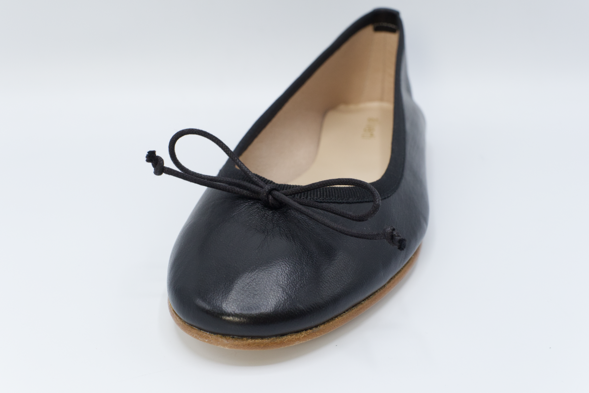 Shop Handmade Italian Leather Women's Ballerina Pump in Black or browse our range of hand-made Italian heels, sandals, and sneakers for men and women in leather or suede. We deliver to the USA and Canada & offer multiple payment plans as well as accept multiple safe & secure payment methods. Togi01